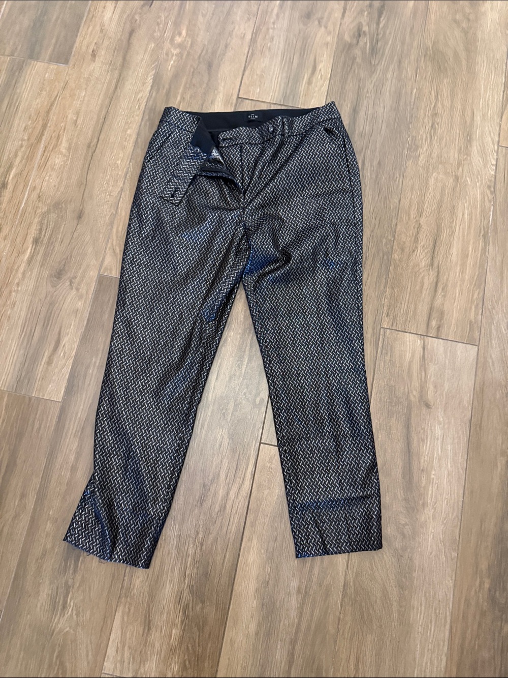 White House Black Market Men's Black & Gray Patterned Dress Pants